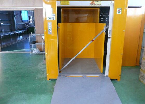 垂直搬送機(自動搬送機)をご検討の方へ｜小荷物専用昇降機(ダムウェーター).com